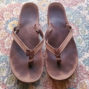 Rainbow sandals size 8.5-9.5